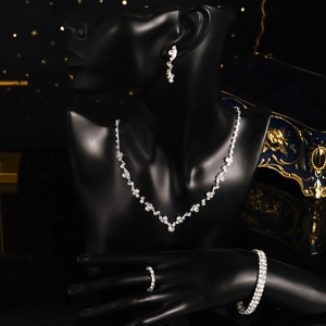 Parure de bijoux de mariée élégante avec collier en V, boucles d'oreilles et bracelet strass