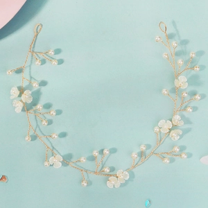 Vigne de cheveux de mariée faite main avec perles blanches et fleurs en résine sur fil d'or