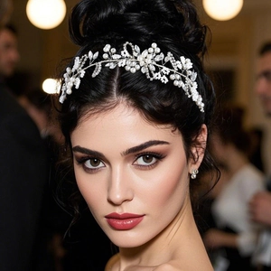Bridal Hair Vine Headband Handmade Silver Alloy Wire Imitation Artificial Pearl Rhinestone Floral Headpiece Wedding Party Accessories