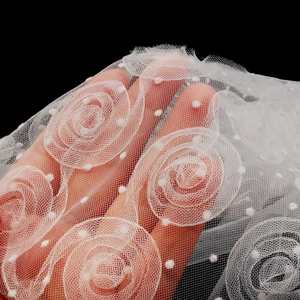 Voile de mariée court blanc avec roses 3D et pois en dentelle délicate pour mariage