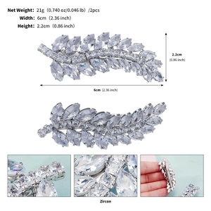 Vue détaillée des dimensions et matériaux du lot de barrettes à feuilles en zircon