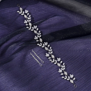 Silver zircon bridal headband set with marquise stones and vine-shaped vine pattern