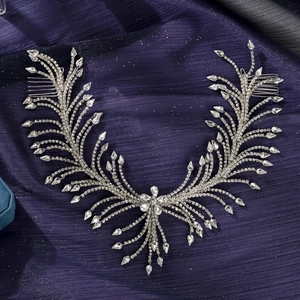 Lussuosa Catena da Fronte Sposa Con Nappa in Strass Cerchietto Fiore a Goccia Accessori Matrimonio Donna