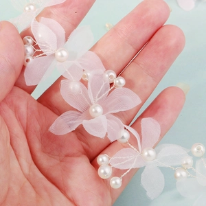 Serre-tête de mariée fait main avec fleurs en tulle rose pâle et perles pour mariages