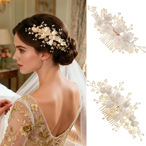 Peigne à cheveux de mariée fait main avec fleurs en résine blanche et perles de mariage