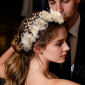 Bandeau de Mariage Fait Main en Tulle avec Fleurs Künstliche Perles Blanches Cristal Fil de Métal Or Ruban Accessoires de Cheveux Bijoux