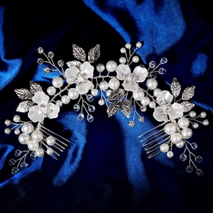 Peigne à Cheveux Mariée Fleurs Acryliques Blanches Fait à la Main Avec Fausse Künstliche Perle Strass Feuille Argentée Bijoux Femmes