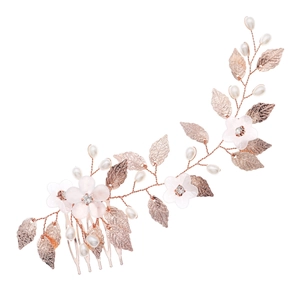 Peigne à cheveux doré avec feuilles et perles pour coiffures de mariage élégantes