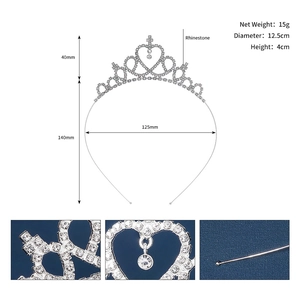 Dimensiones detalladas de la diadema de corona de diamantes de imitación para niñas