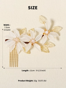 Detailed view of resin flower hair comb with size measurements and golden leaf accents