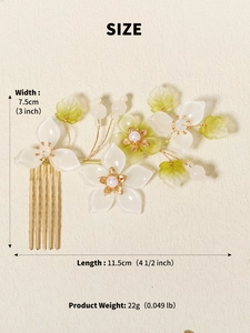 Detailed view of handmade flower hair comb showing precise dimensions of 11.5cm by 7.5cm