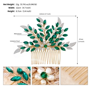 Dettaglio pettine per capelli con foglie di strass verdi, misure e finiture con perle