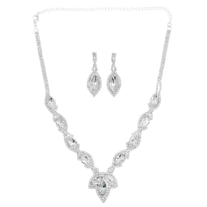 Elegante conjunto de joyas para novia con collar de strass en V y pendientes en plata