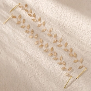 Handmade golden leaf hair accessories set for weddings with elegant forest style design