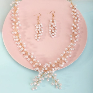 Handmade bridal jewelry set with pearl and crystal beads necklace and earrings set