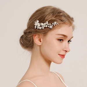 Handmade Bridal Hair Comb Alloy Rhinestone Imitation Artificial Pearl Wedding Accessory Retro Leaf Style Women Hair Jewelry