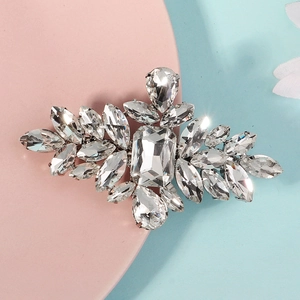 Pince à cheveux élégante en cristal géométrique avec grand strass rectangulaire et métal argent