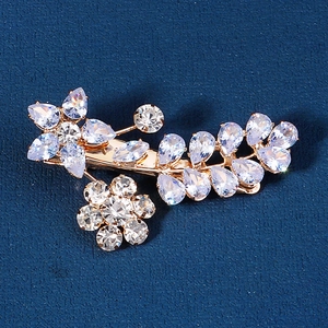 Barrette de mariée exquise avec cristaux de zircon et finition en or rose pour femmes