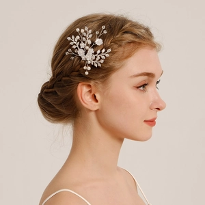 Pic à Cheveux de Mariée Fait Main Élégant en Alliage Design de Fleur et Feuille Avec Imitation Künstliche Perle Cristal pour Femmes Accessoires de Mariage