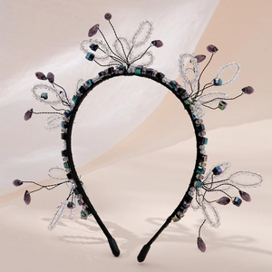 Serre-tête perlé noir élégant avec cristaux violets et motif floral fait à la main