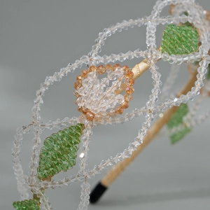 Serre-tête exquis en cristal fait main avec motif floral pour mariages et fêtes