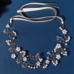 Serre-tête de mariée élégant avec perles et fil doré pour coiffures de mariage