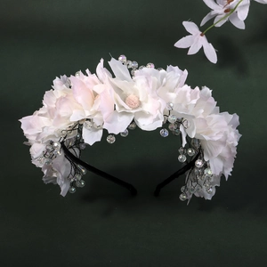 Handmade Fabric Flower Headband For Women Bridal Wedding Hair Accessory With White Pink Floral Design Rhinestone Embellishment Forest Style Party Photoshoot Headwear