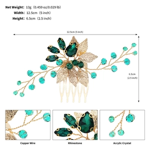 Détails d'un peigne à cheveux style forêt avec strass émeraude et tissage en fil doré