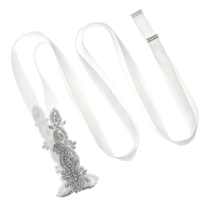 Cintura da sposa di lusso con strass brillanti e nastro di raso bianco per abiti da sposa