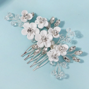 Peigne à cheveux de mariée avec fleurs blanches en céramique et perles de cristal brillantes