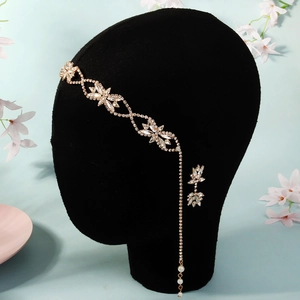Parure mariée avec chaîne de tête en strass, pompons perles et boucles d'oreilles