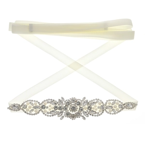 Ceinture de mariée faite main avec strass de luxe et perles sur ruban de satin