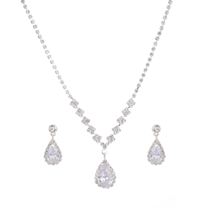 Elegant silver teardrop pearl jewelry set with crystals for bridal wedding and gala events