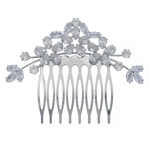 Elegante bruidskam met zilveren peervormige zirkonia in een prachtig kroonontwerp
