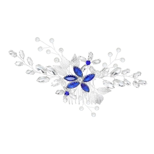 Handgefertigter Brauthaarkamm mit blauen Kristallblumen und Perlen für die Hochzeit