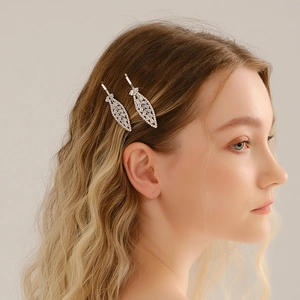 Barrettes à cheveux élégantes en forme de feuille avec strass argentés pour femmes