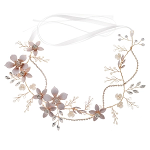 Serre-tête de mariée fait main avec fleurs en tissu rose et cristaux en fil doré
