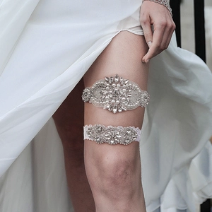 Eleganti Giarrettiere in Pizzo da Sposa Con Strass E Künstliche Perle Sintetiche Anello Per Gamba Elastico Per Matrimonio Festa Donna Gioielli
