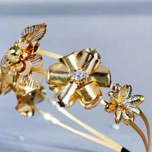 Elegant gold metal double-layered flower headband with sparkling rhinestones for weddings