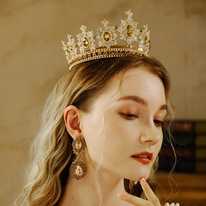 Vintage Baroque Alloy Crown With Blue Rhinestones Luxury Gold Plated Bridal Tiara Royal Court Style Hair Accessories For Women Wedding Birthday Party