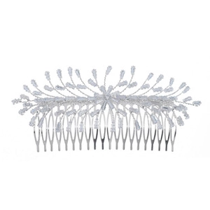 Détail du peigne à cheveux de mariée avec feuilles argentées et cristaux brillants