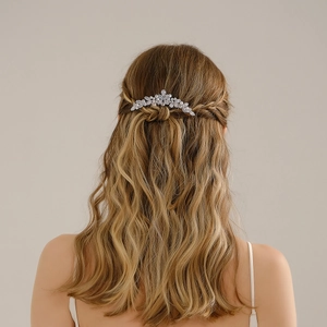 Elegant bridal floral hair comb with sparkling zircons for wedding hairstyles