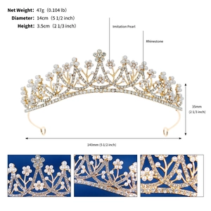 Detailed size specifications for a pearl and rhinestone bridal crown with metal base