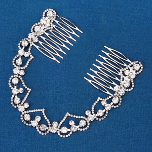 Exquisite bridal rhinestone hair comb with silver heart chain and crystal accents