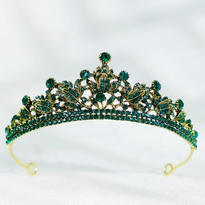 Couronne dorée vintage avec cristaux vert émeraude pour accessoire cheveux mariée
