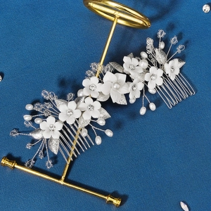 Peignes à Cheveux Mariée Faits Main Avec Fleurs en Poterie Douce Künstliche Perles d'Imitation Strass Coiffe de Mariage Élégante Femme