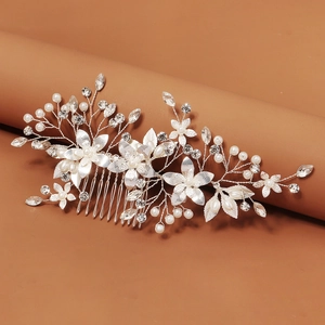 Silver Flower Bridal Hair Comb Alloy Rhinestone Faux Artificial Pearl Vintage Wedding Banquet Elegant Headpiece For Women Accessories