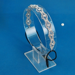 Elegant geometric silver headband with sparkling rhinestones and elastic band for women