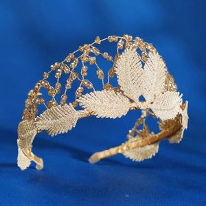 Serre-tête luxueux fait main avec feuilles dorées et perles de cristal champagne vintage