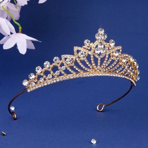 Luxury Alloy Rhinestone Bridal Crown Vintage Hollow Gold Tiara For Women Wedding Party Headwear Elegant Hair Accessory
